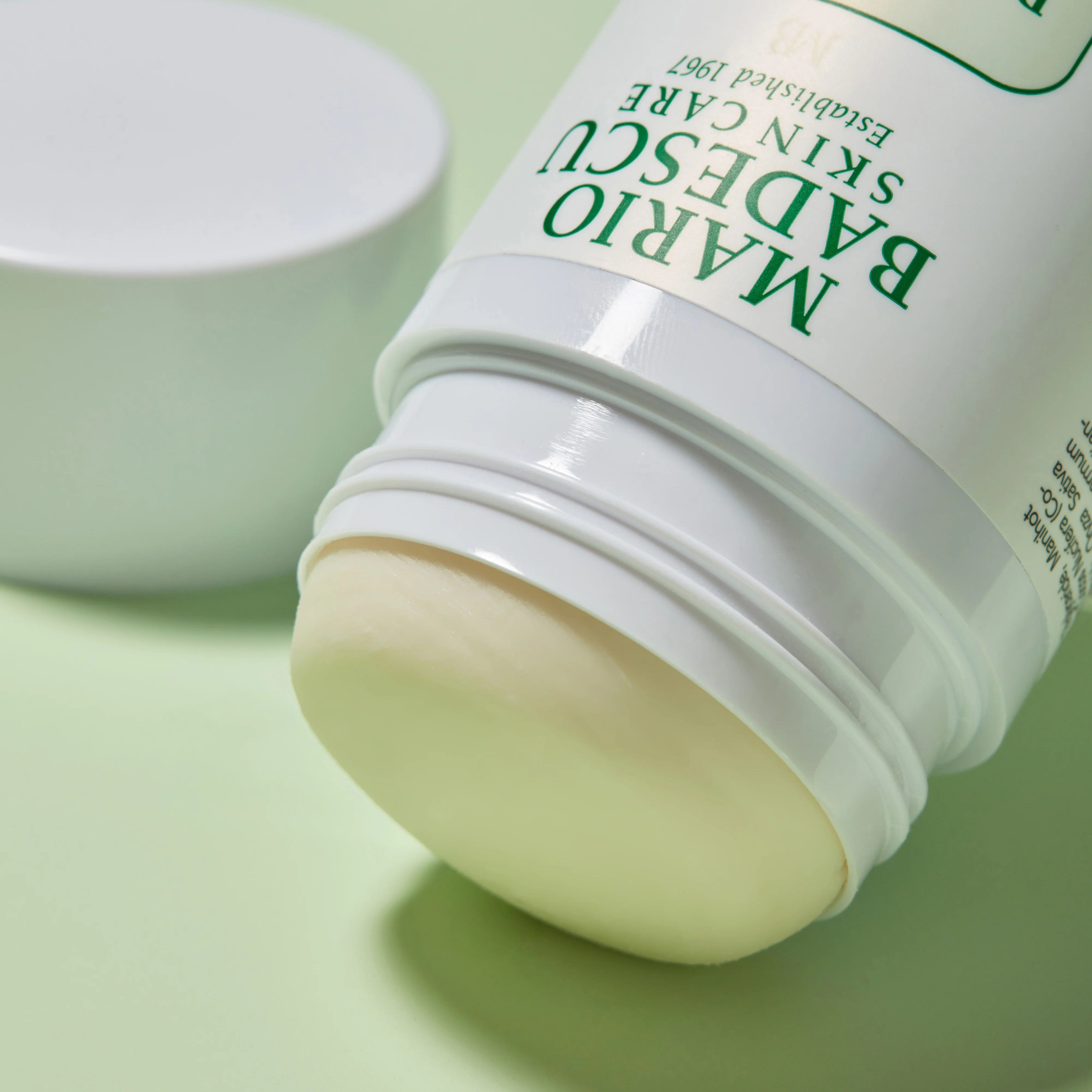 Deodorant - Image 3