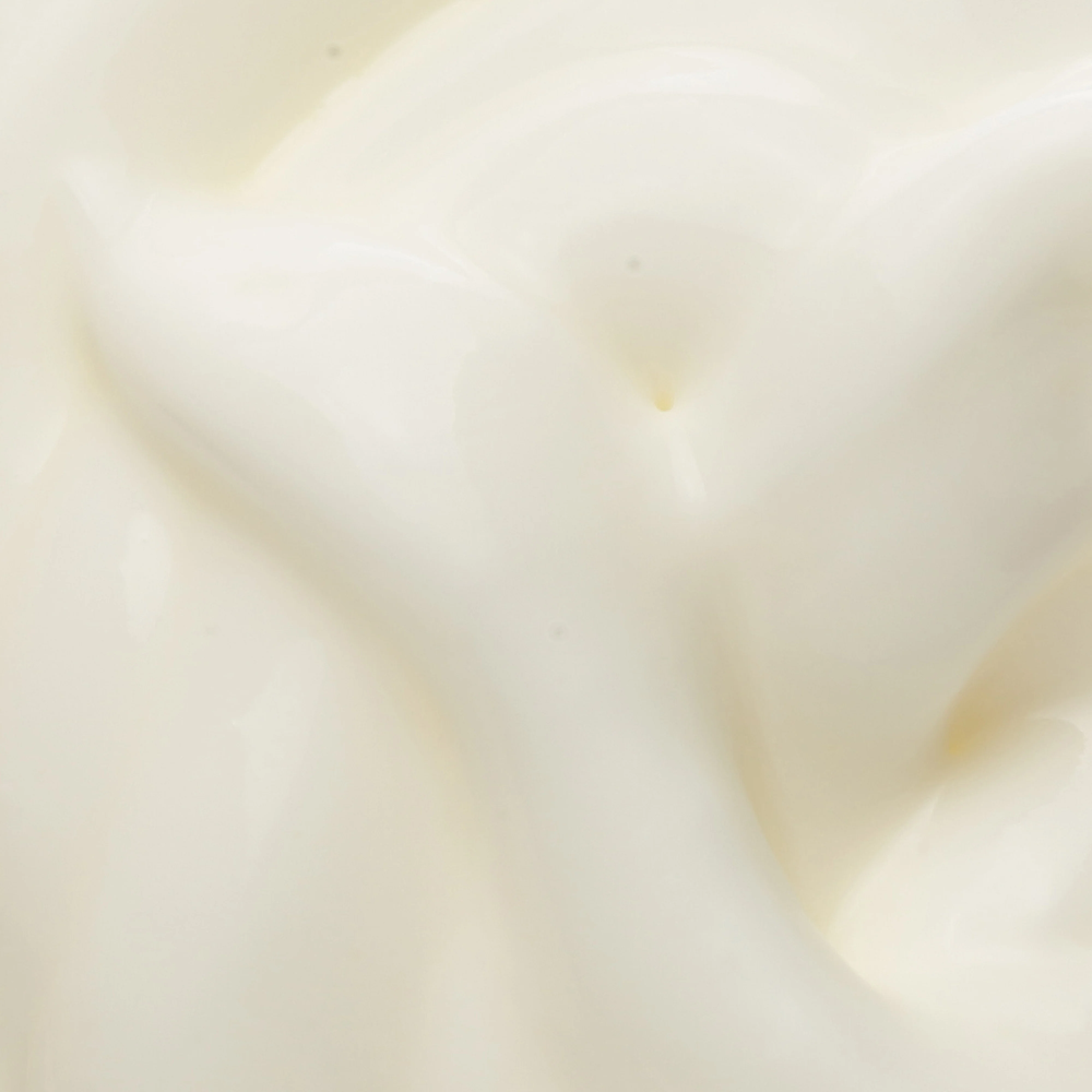 Hyaluronic Emulsion With Vitamin C - Image 3