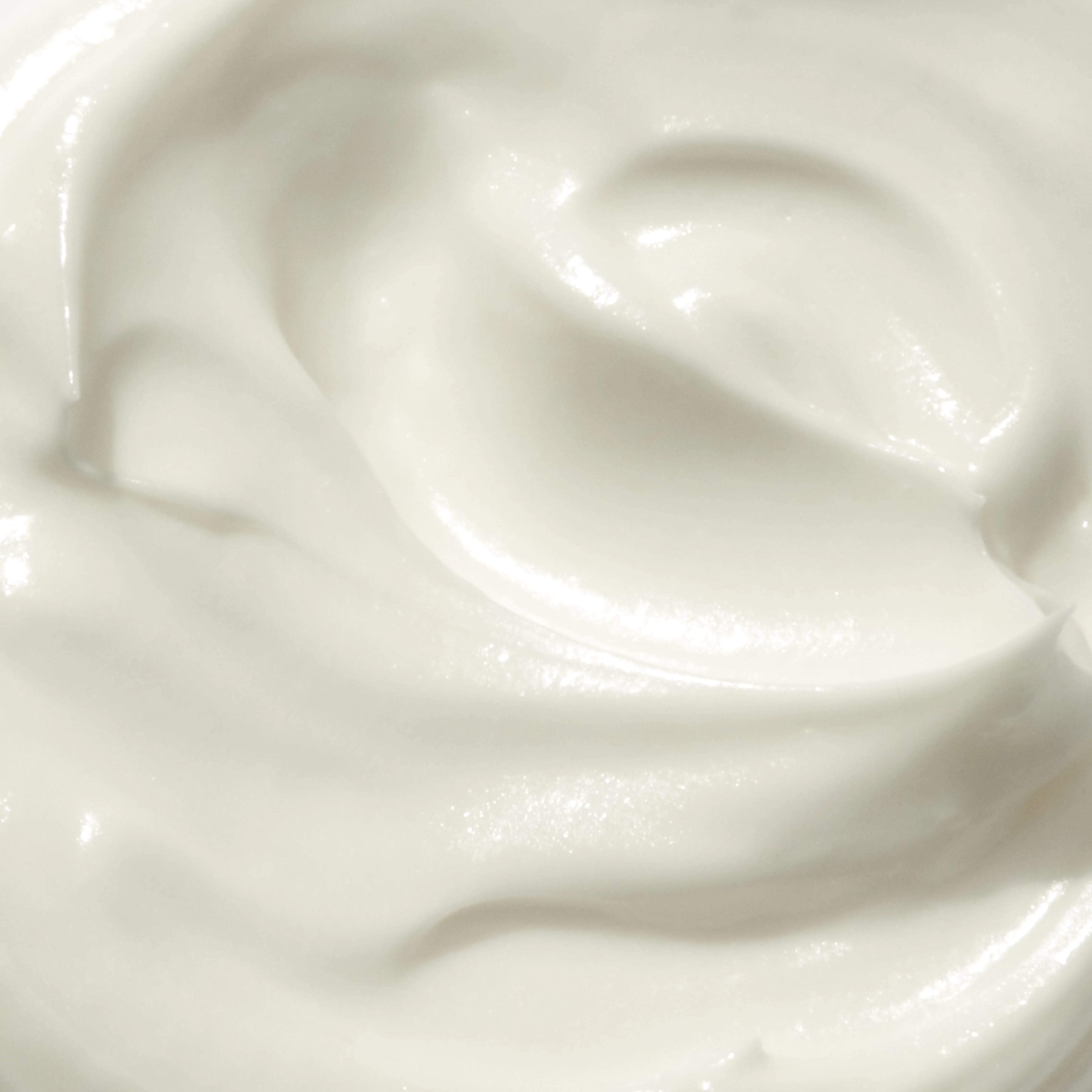 Hyaluronic Moisturizer SPF 15 - Image 4