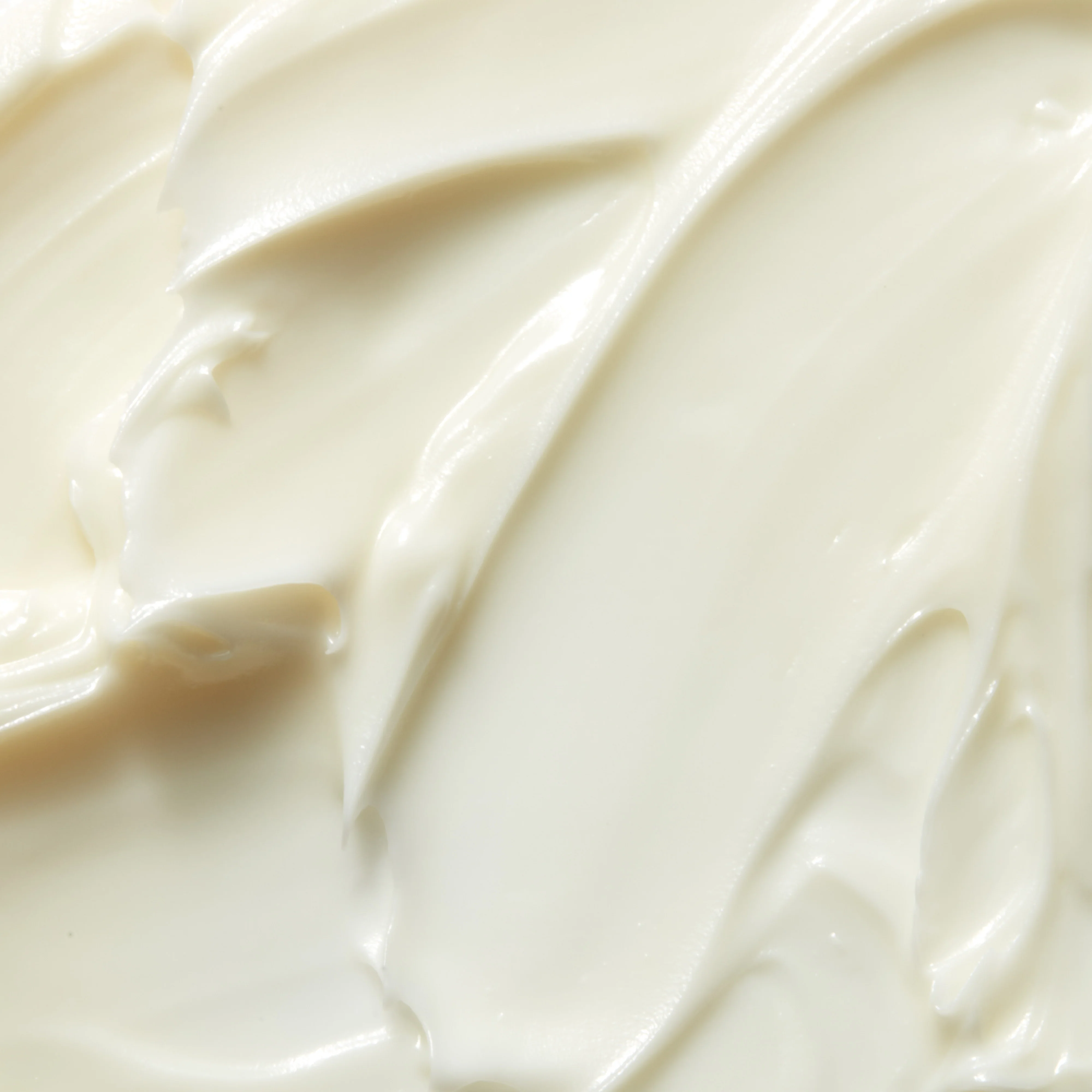 Vitamin A-D-E Neck Cream - Image 3